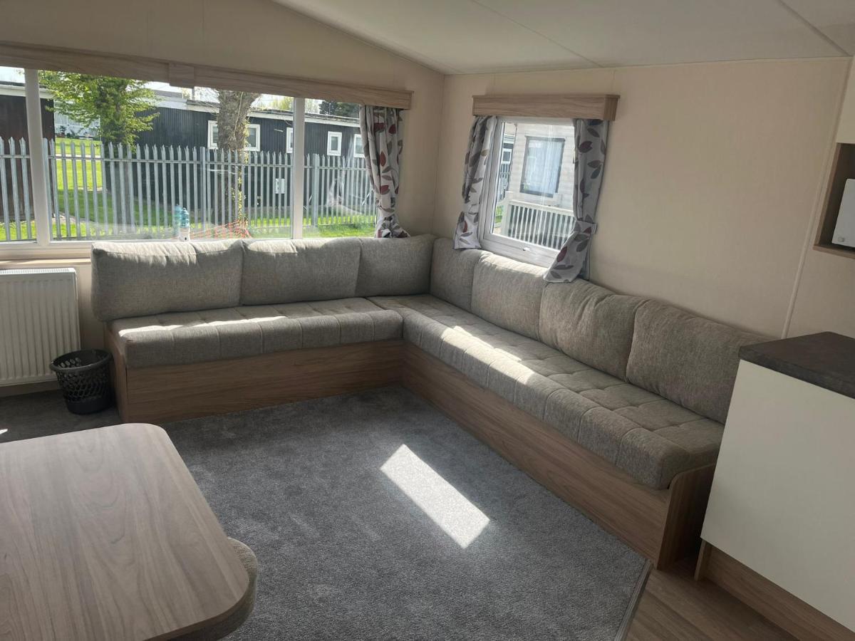 Kings Caravan Park Chapel Saint Leonards Exterior foto